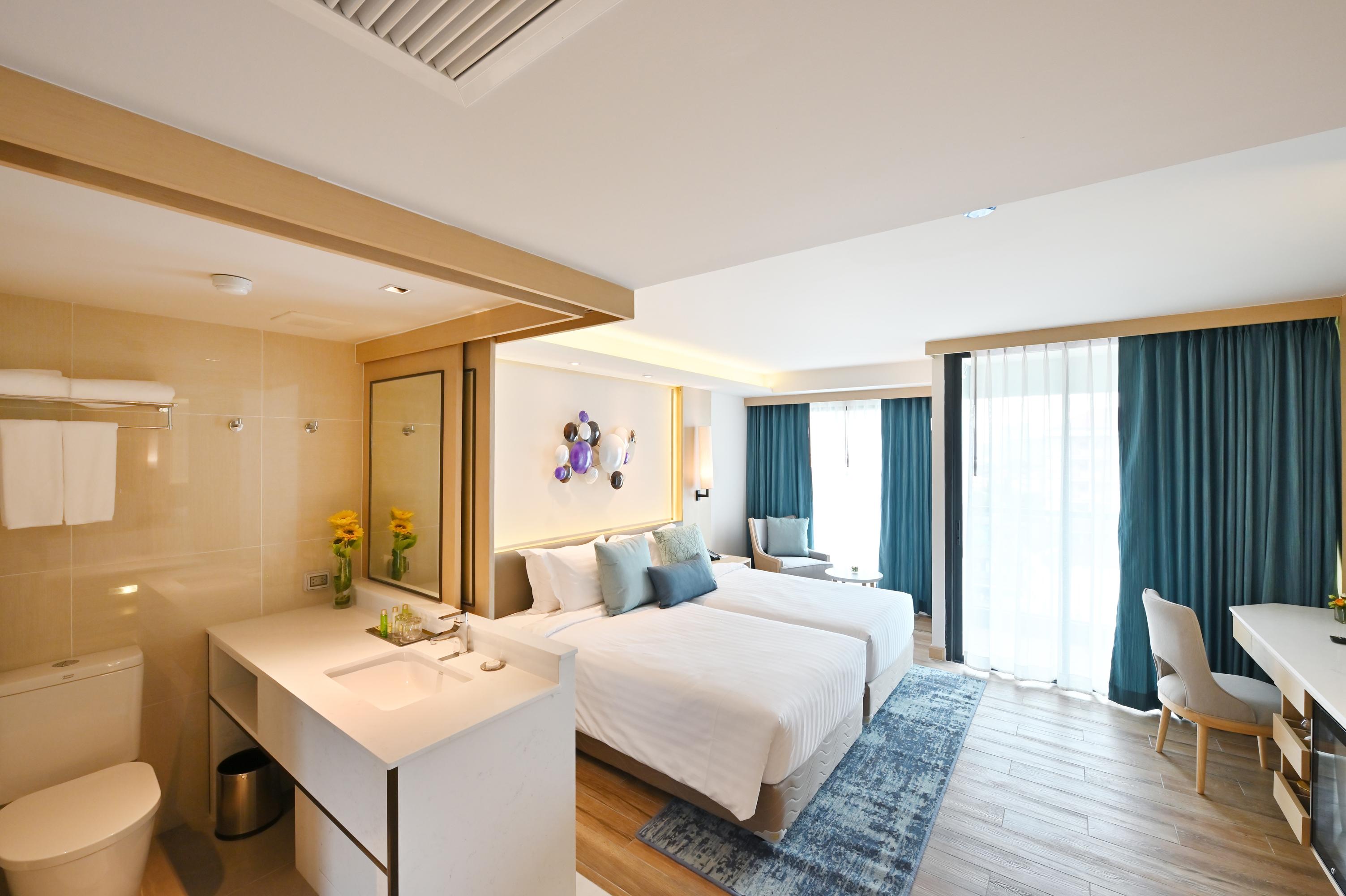 Superior Double or Twin Room,1217118499:JPEG