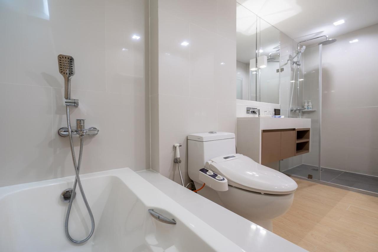Grand Corner Suite