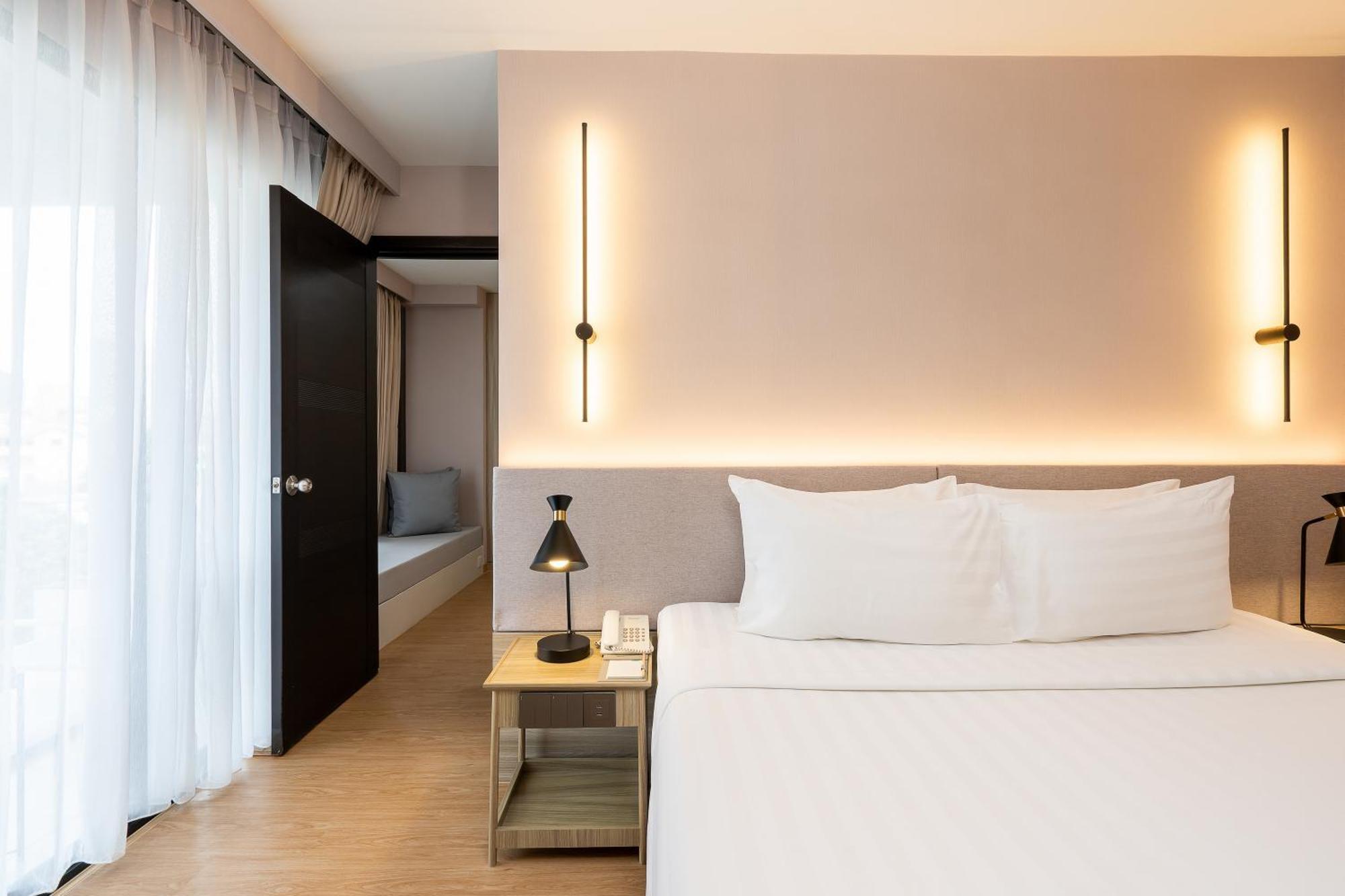 Grand Corner Suite