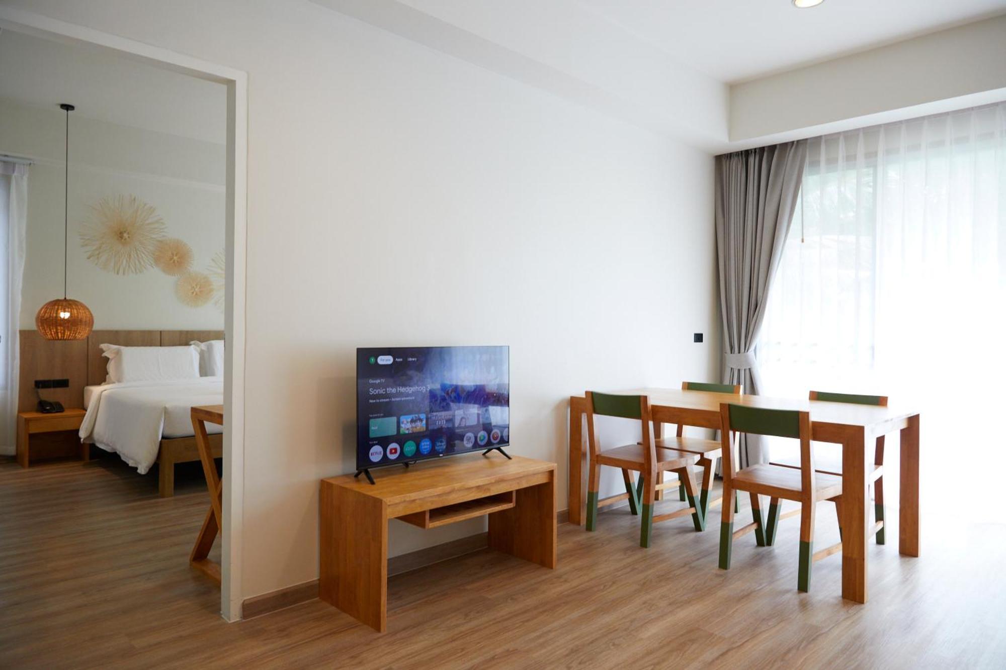 Leela Signature Family Suite 2-Bedroom Sleeps 4,1683868485:JPEG
