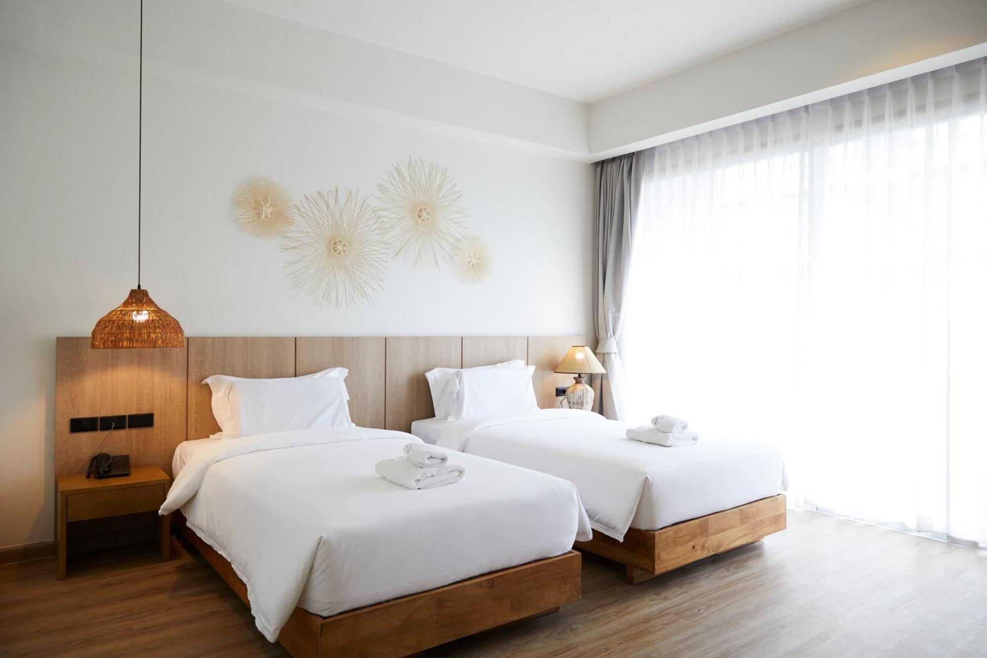 Deluxe Double or Twin Room City View,1743282804:JPEG